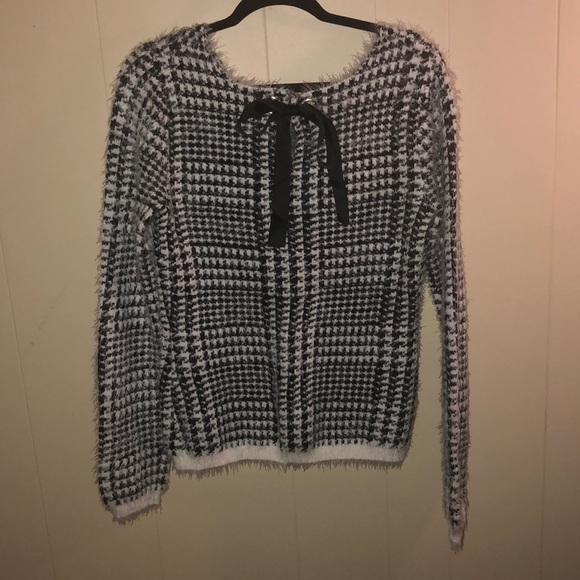 Black and White Sweater - Picture 2 of 2